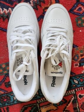 Size 9 Men's Reebok Classic White Leather  Sneakers